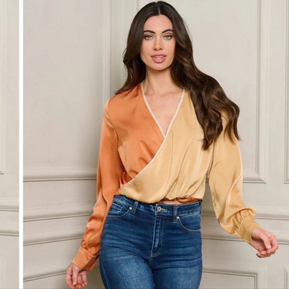 LAST TWO! 🧡 FORE Women's LONG SLEEVE V-NECK SURPLICE COLORBLOCK TOP - Picture 2 of 3